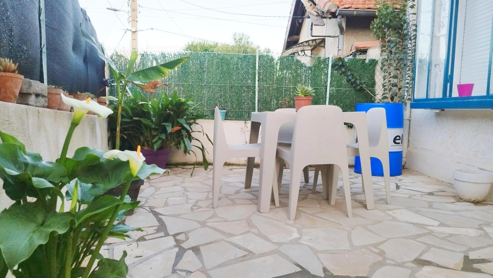 Charmante Maison T2 De Plein Pied Avec Exterieur Calme Aux Arenes Vila Béziers Exterior foto